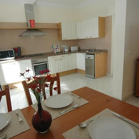 Playa Honda Sleeps 4 With Pool And Air Con Вилла *
