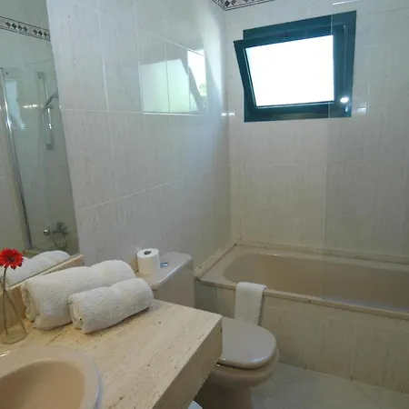 Playa Honda Sleeps 4 With Pool And Air Con Villa